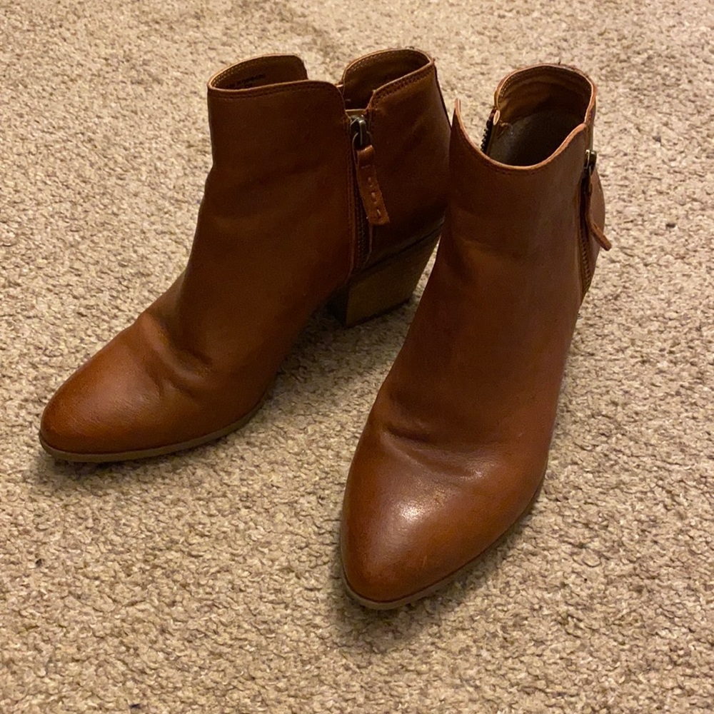 Frye leather bootie
